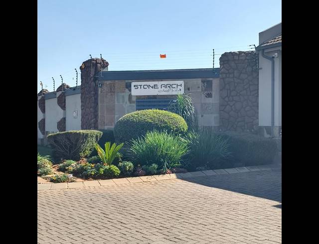 3 BEDROOM TOWNHOUSE FOR SALE IN BARTLETT